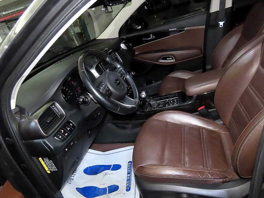 KIA Sorento - Vista 6