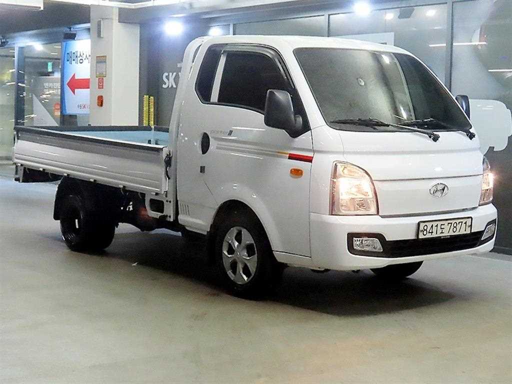 Small Truck Cargo (small) 2023 Blanco - Importación desde Corea - HF Imports Iquique - Foto 1