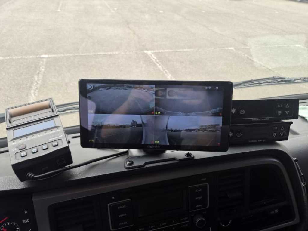 medium and large cargo truck 2015 Blanco - Importación desde Corea - HF Imports Iquique - Foto 14