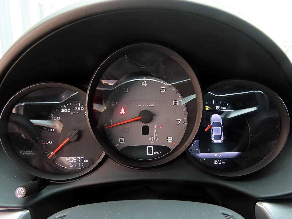 Porsche 718 - Vista 8