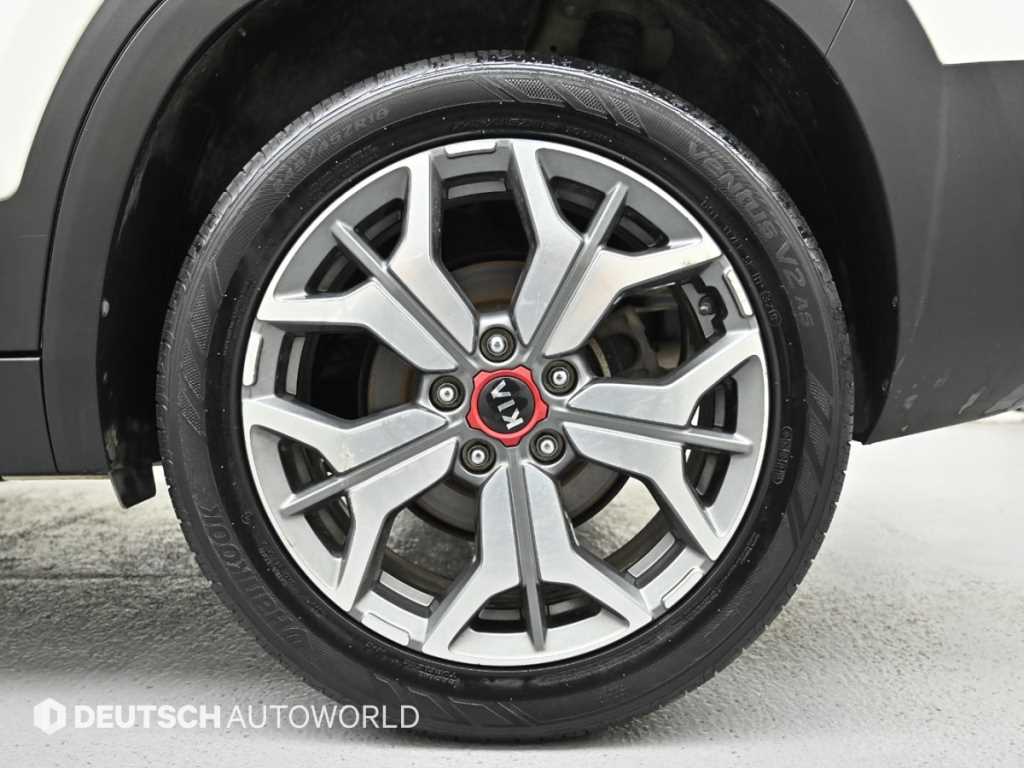 KIA Seltos - Vista 5