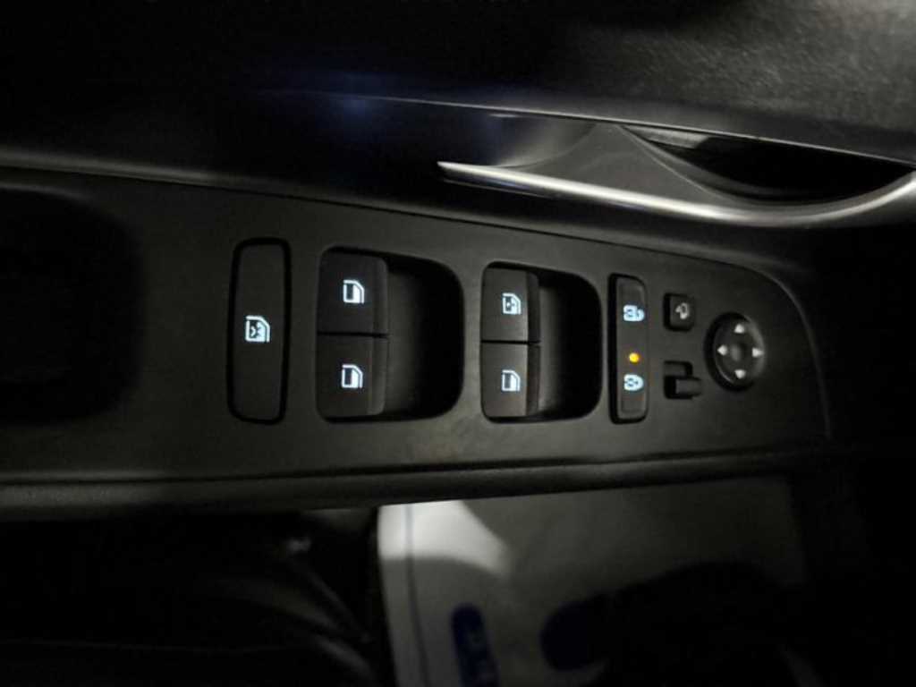 HYUNDAI Avante 2021 Blanco - Importación desde Corea - HF Imports Iquique - Foto 16