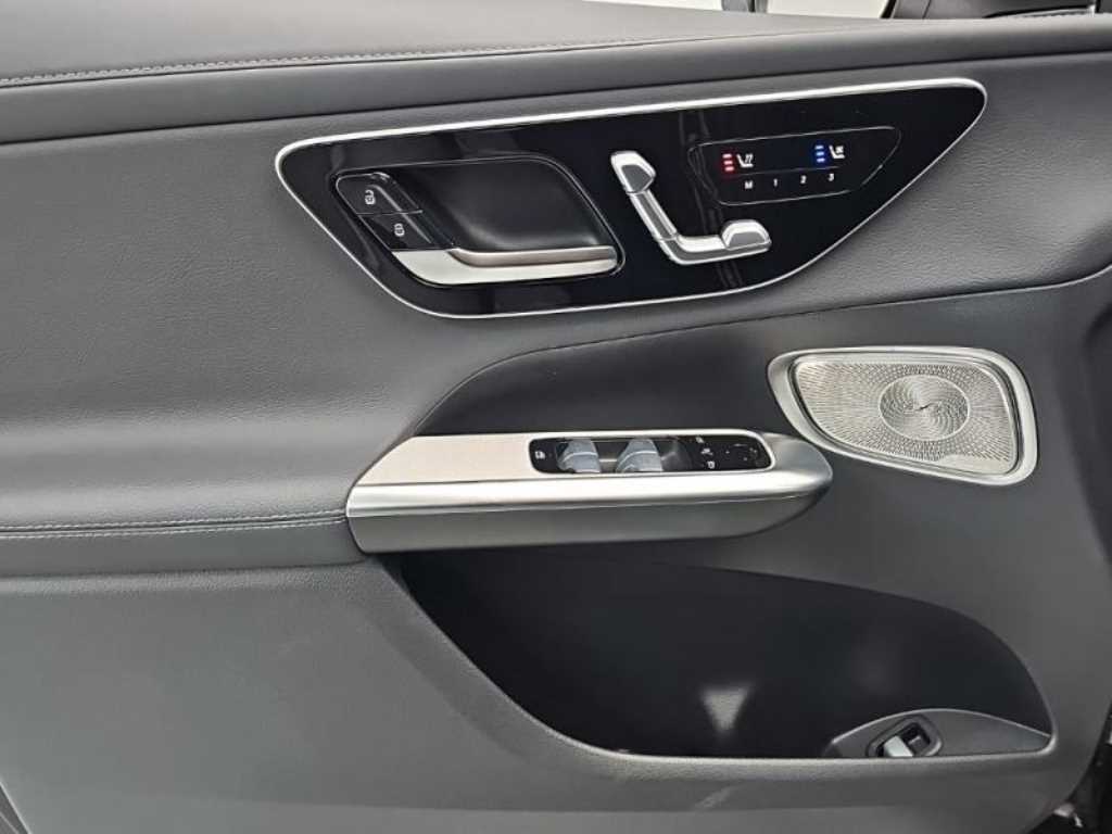 Mercedes Benz GLC Class 2024 Gris - Importación desde Corea - HF Imports Iquique - Foto 14