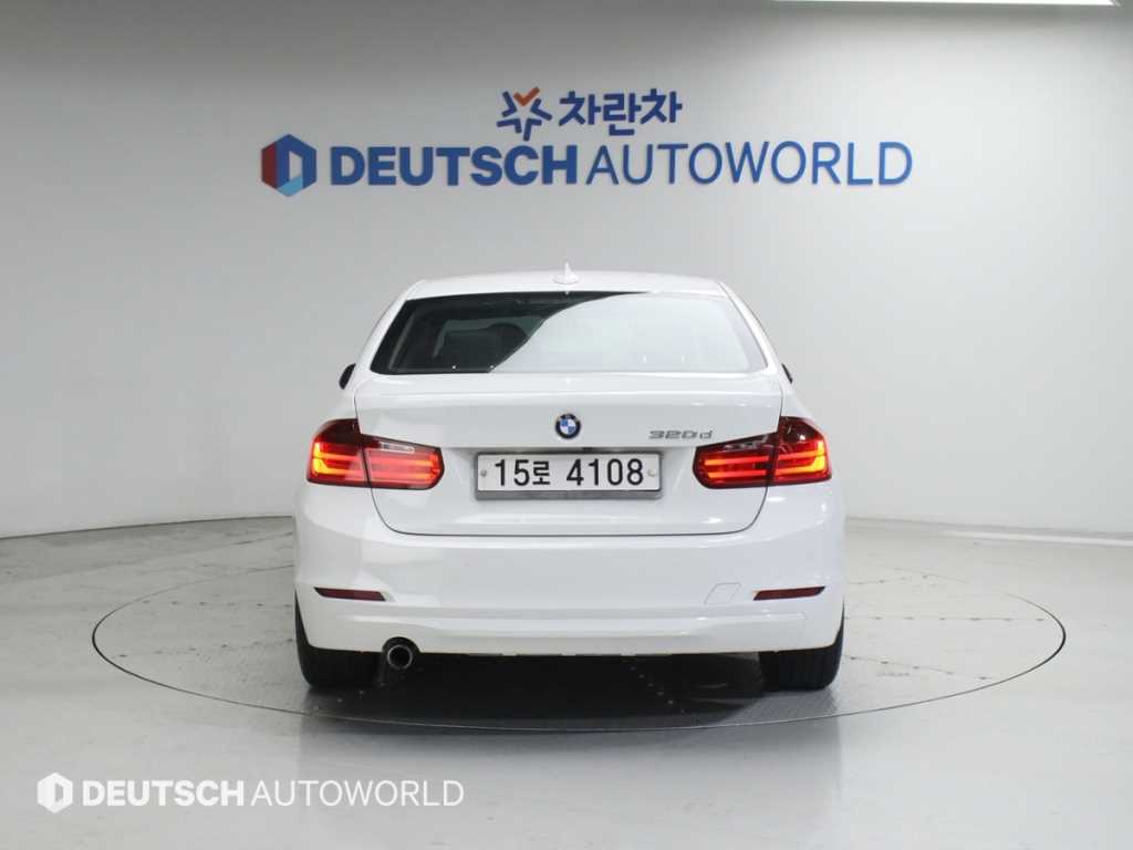 BMW 3 series - Vista 4