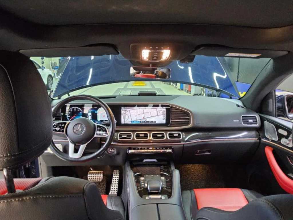 Mercedes Benz GLE Class - Vista 9