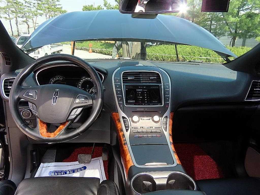 Lincoln MKX - Vista 7