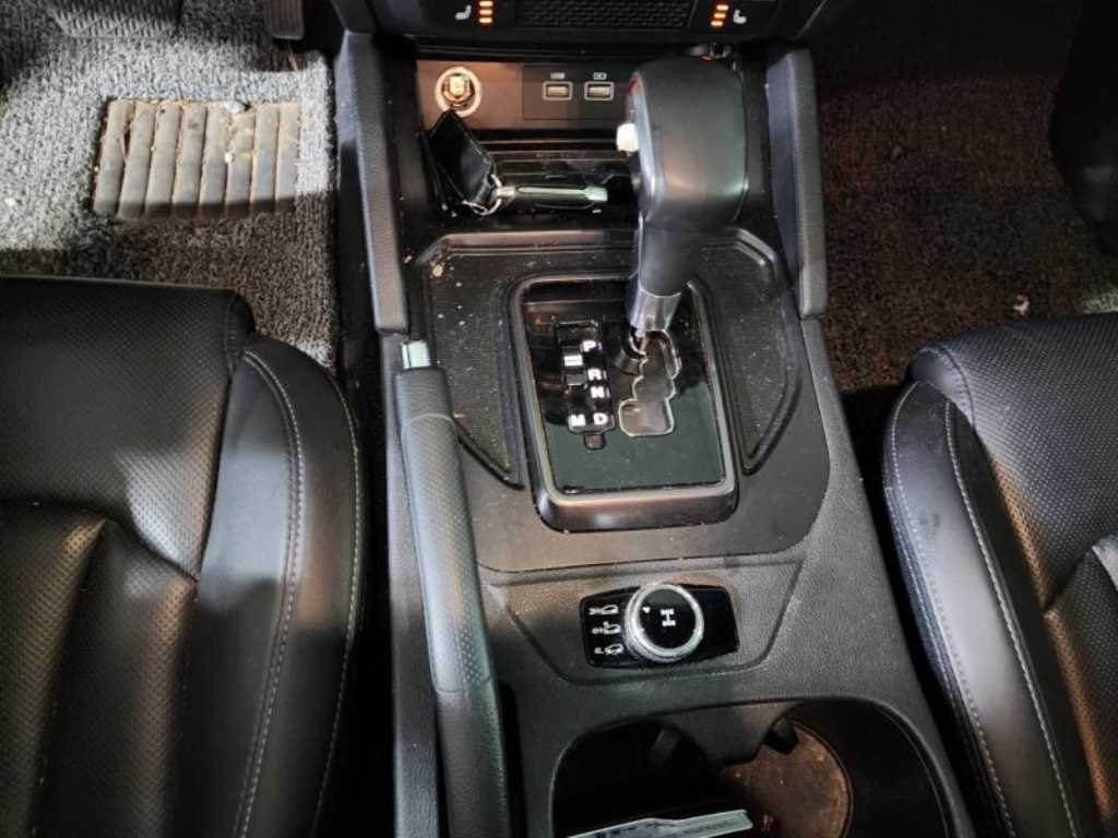 Ssangyong Rexton - Vista 11