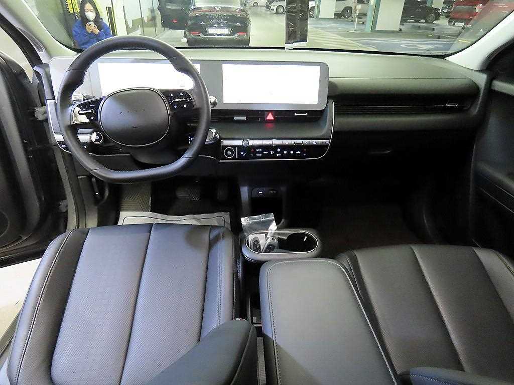 HYUNDAI Ioniq 5 - Vista 10