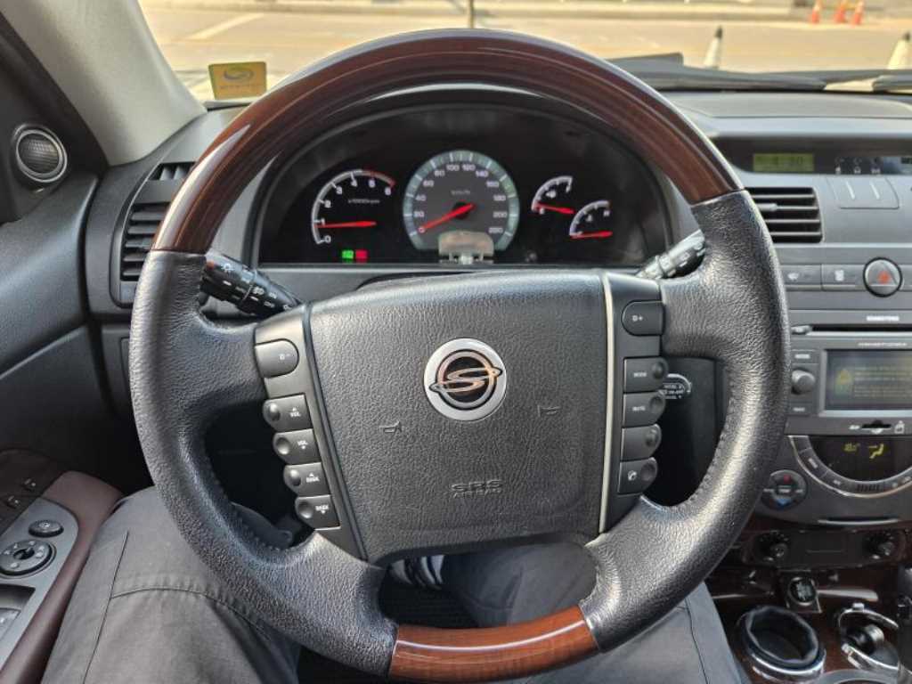 Ssangyong Rexton - Vista 4