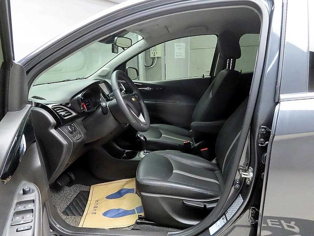 Chevrolet Spark - Vista 5