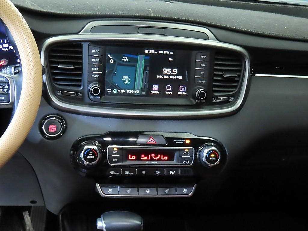 KIA Sorento - Vista 11