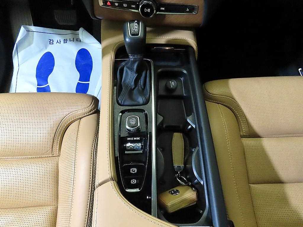 Volvo XC90 - Vista 12