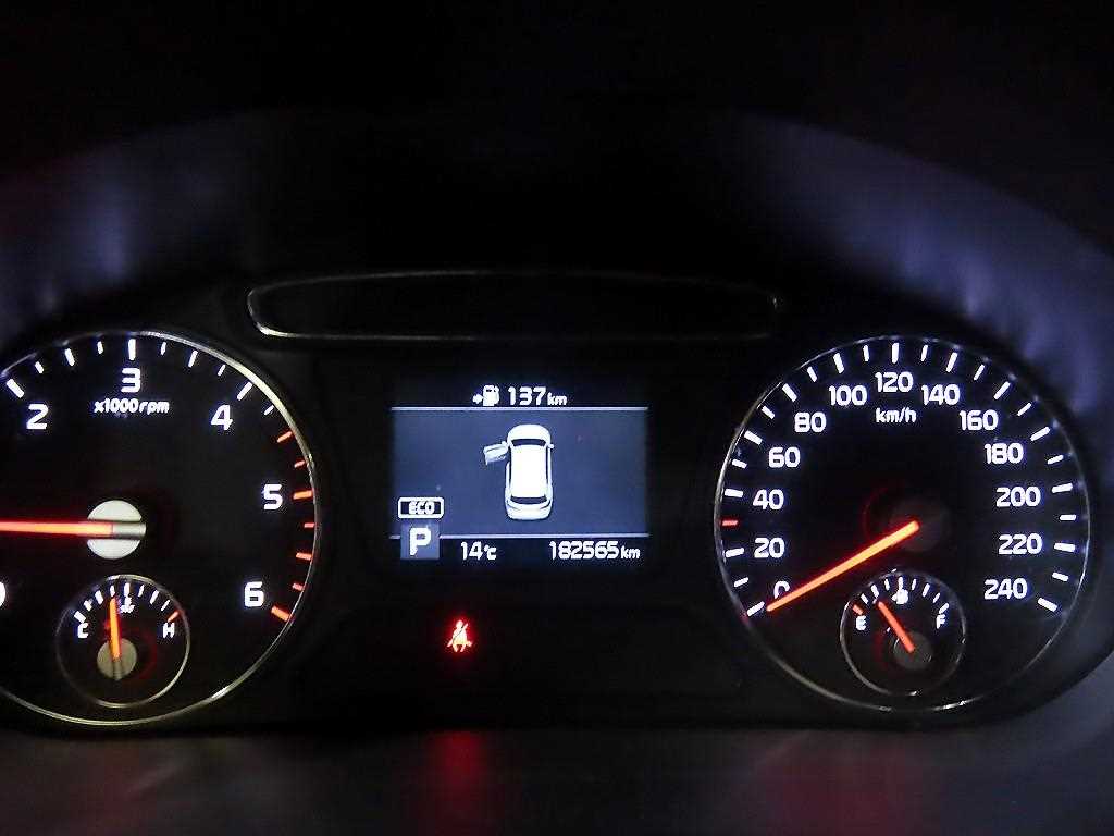 KIA Sorento - Vista 9