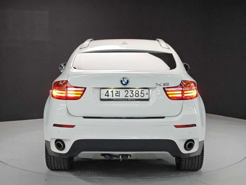 BMW X6 - Vista 4