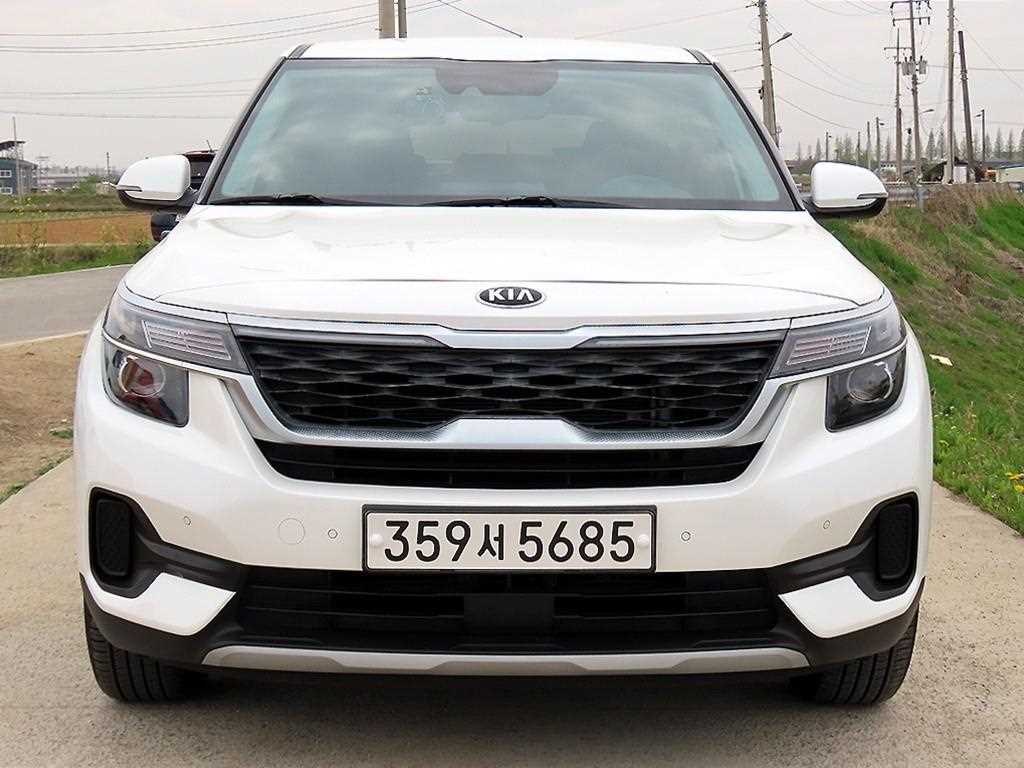KIA Seltos 2020 Blanco - Importación desde Corea - HF Imports Iquique - Foto 1