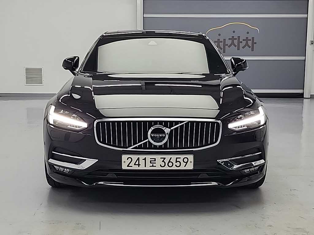 Volvo S90 - Vista 2