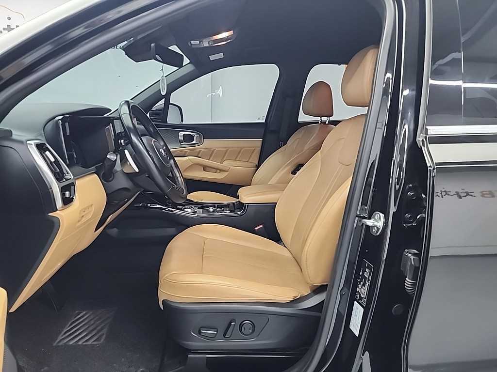 KIA Sorento - Vista 11