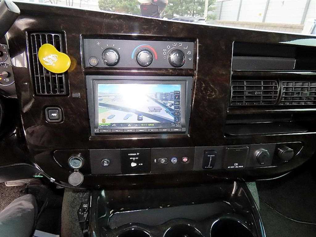 Chevrolet Express van 2015 Negro - Importación desde Corea - HF Imports Iquique - Foto 13