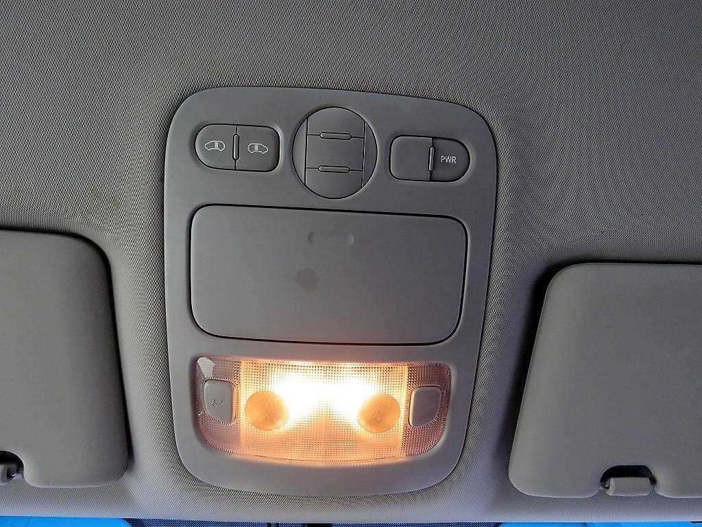 KIA Carnival 2014 Blanco - Importación desde Corea - HF Imports Iquique - Foto 13