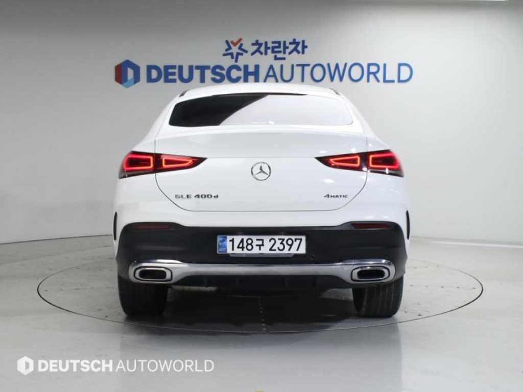 Mercedes Benz GLE Class - Vista 4