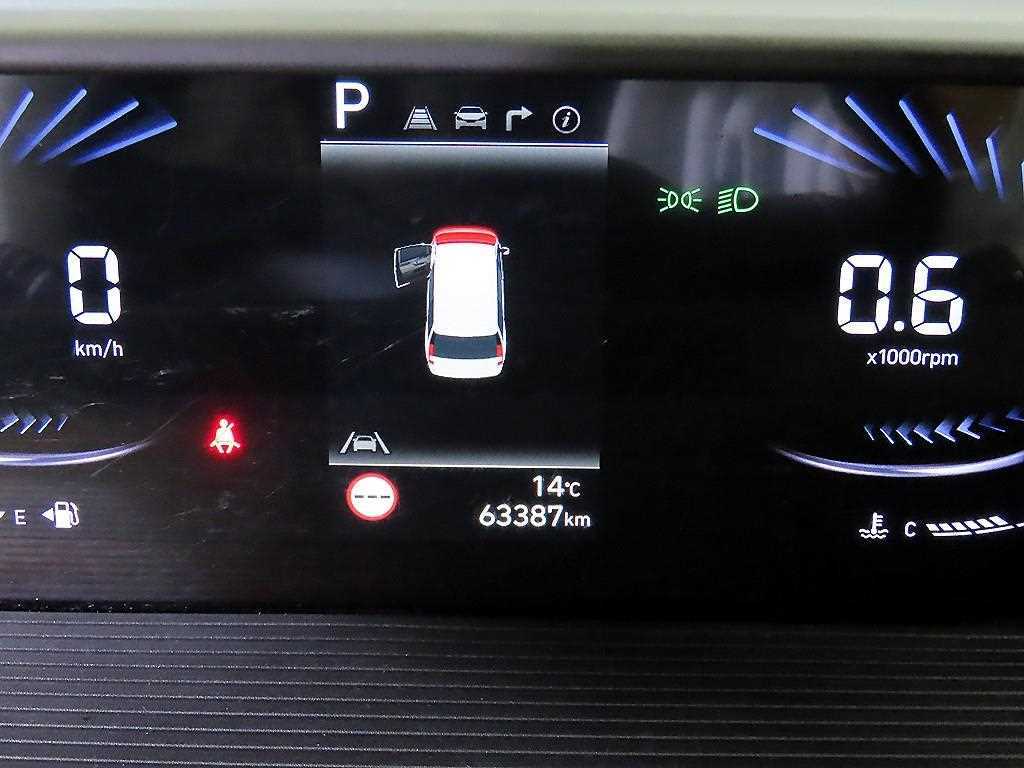 HYUNDAI Staria - Vista 9