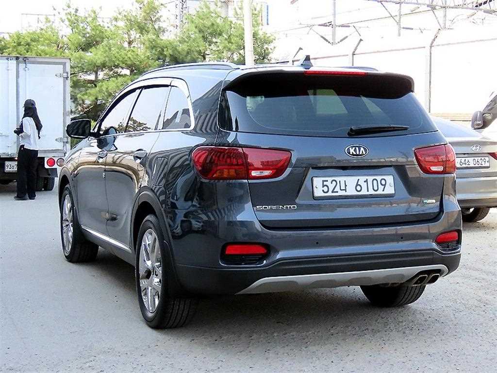 KIA Sorento - Vista 3