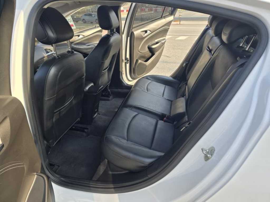 Chevrolet Cruise - Vista 11