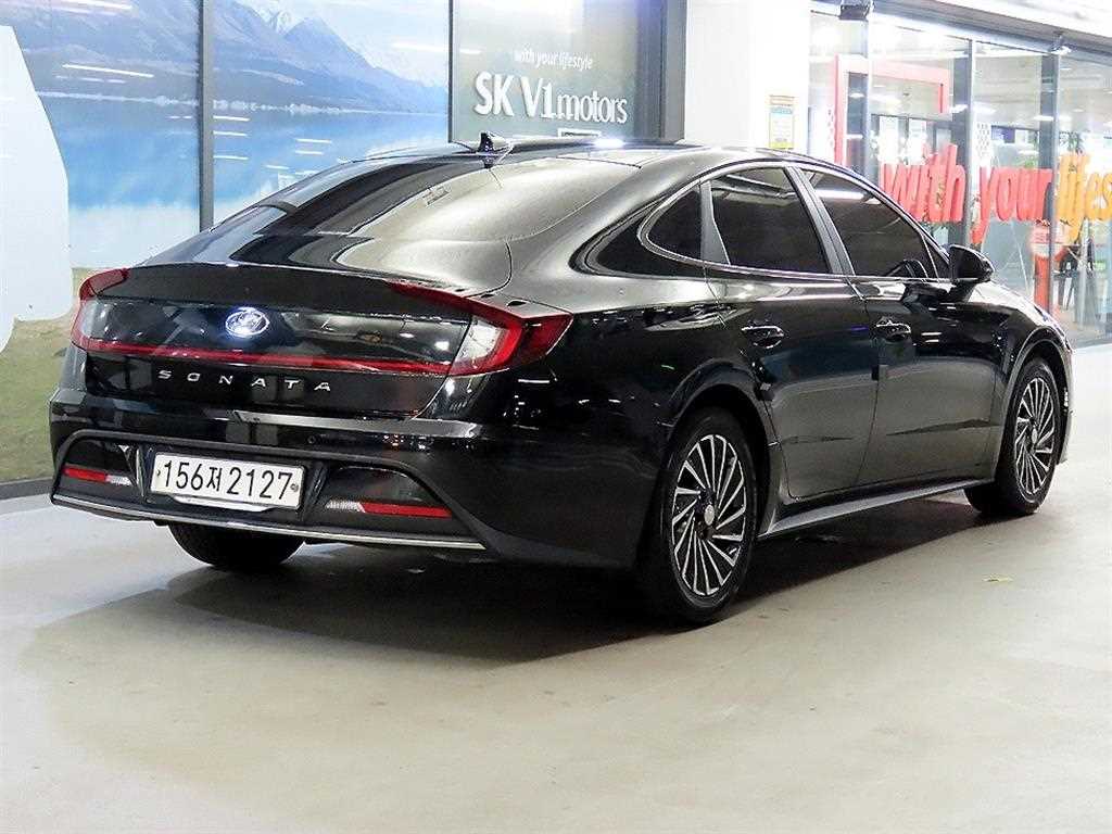 HYUNDAI Sonata - Vista 4