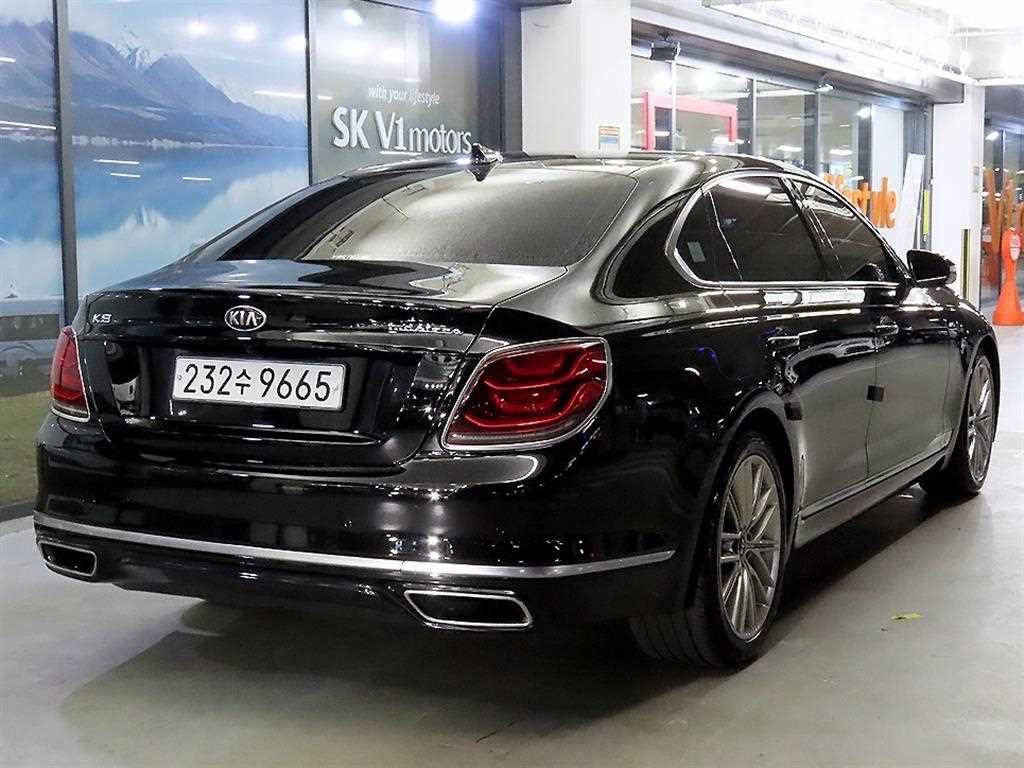 KIA K9 - Vista 5