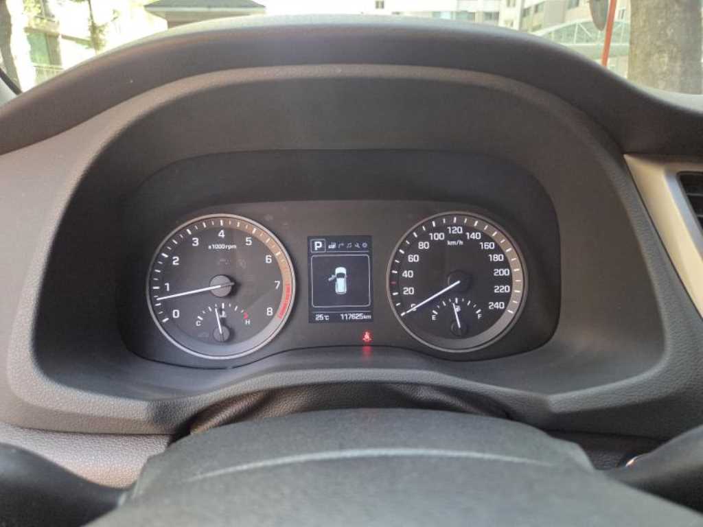 HYUNDAI Tucson - Vista 6