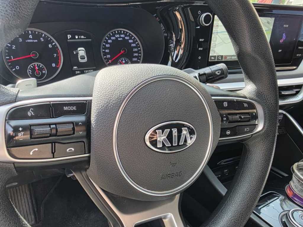 KIA K5 - Vista 10