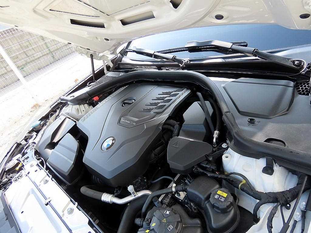 BMW 3 series 2022 Blanco - Importación desde Corea - HF Imports Iquique - Foto 18