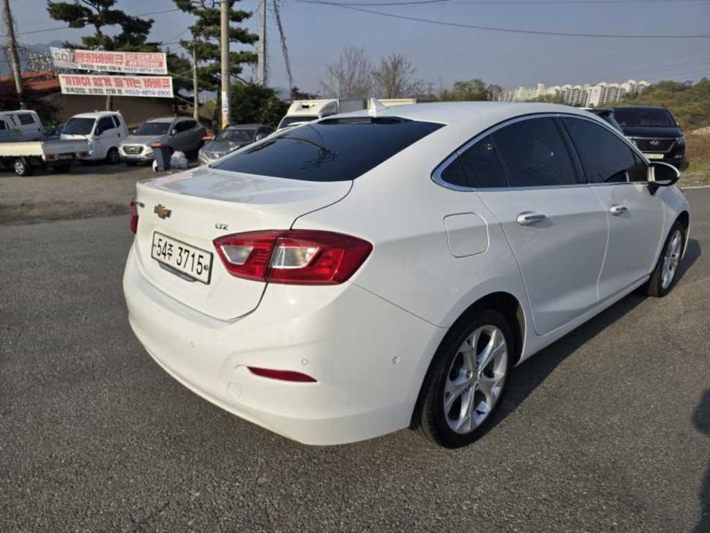 Chevrolet Cruise - Vista 2
