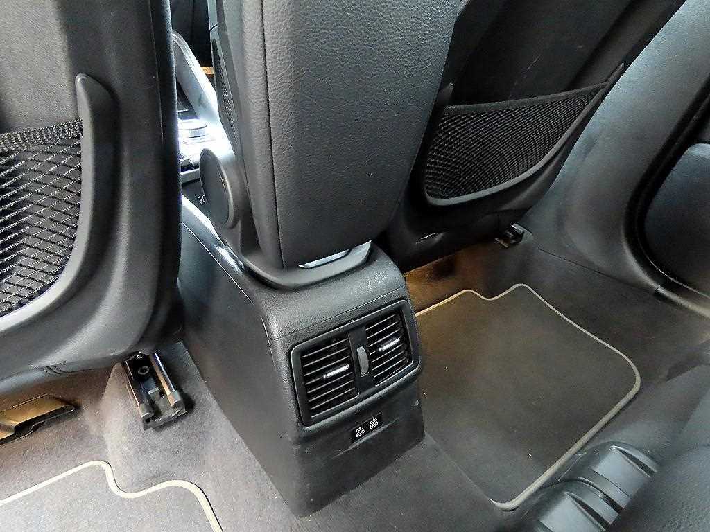 BMW X1 2022 Negro - Importación desde Corea - HF Imports Iquique - Foto 15