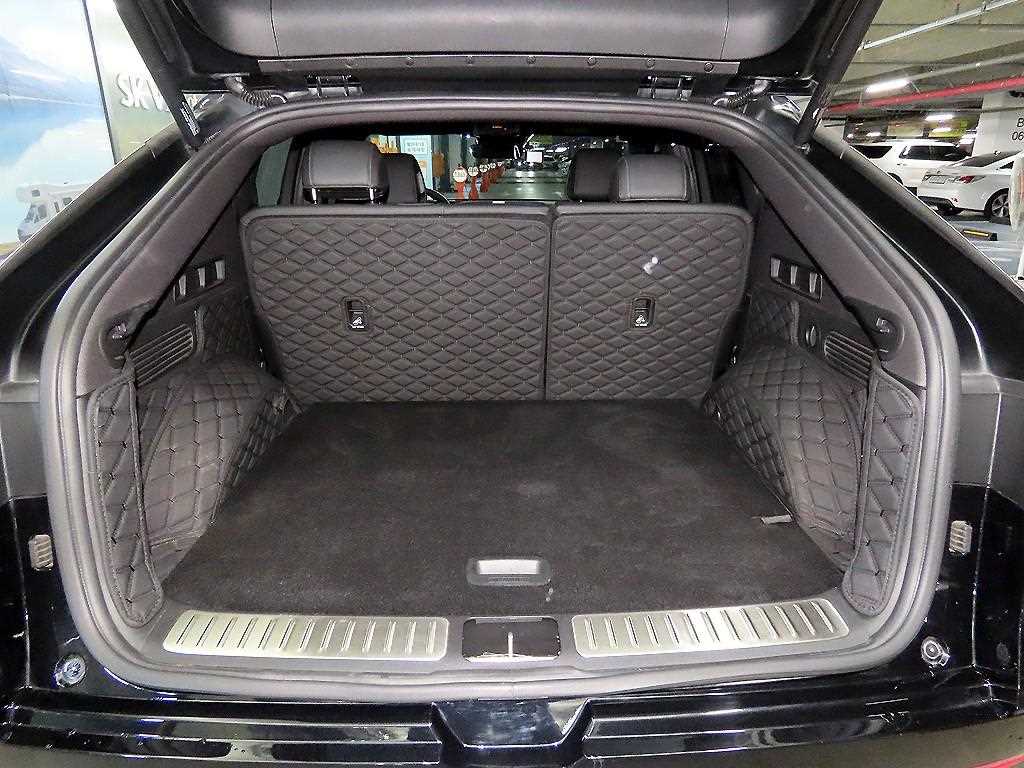 Genesis GV60 2022 Negro - Importación desde Corea - HF Imports Iquique - Foto 15