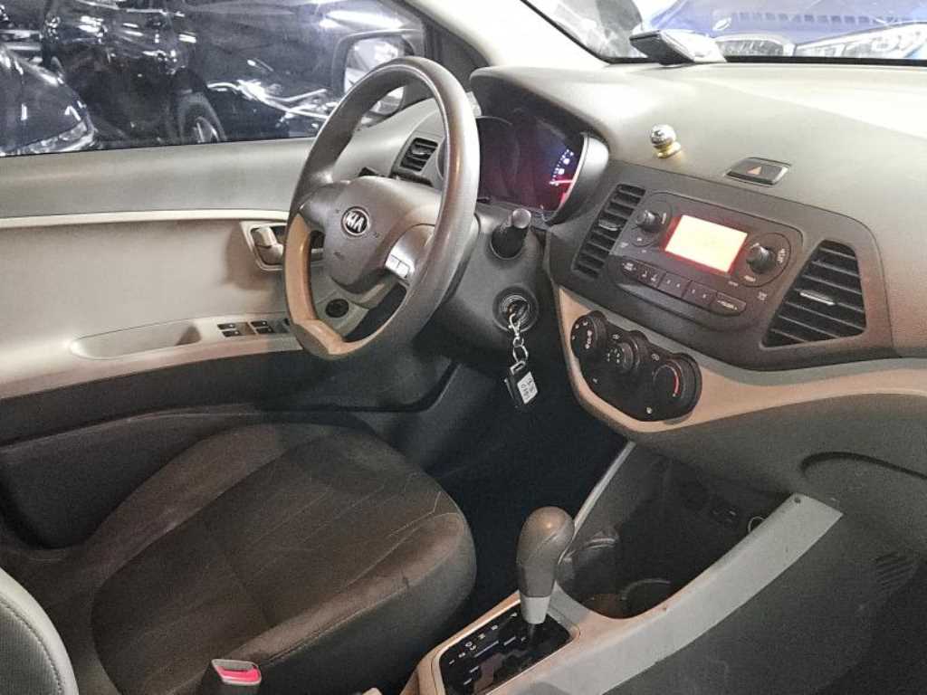 KIA Morning - Vista 5