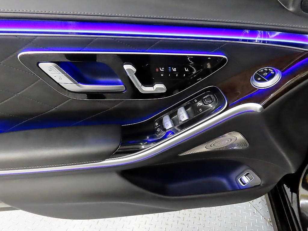 Mercedes Benz S Class - Vista 11