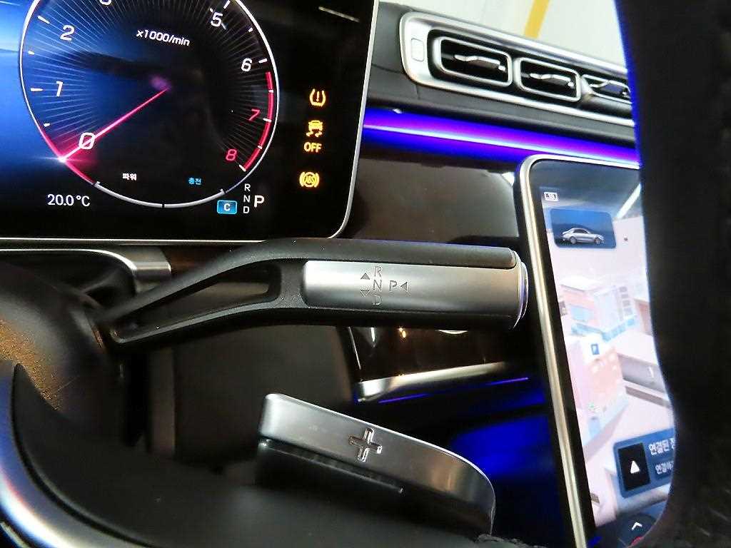 Mercedes Benz S Class - Vista 10