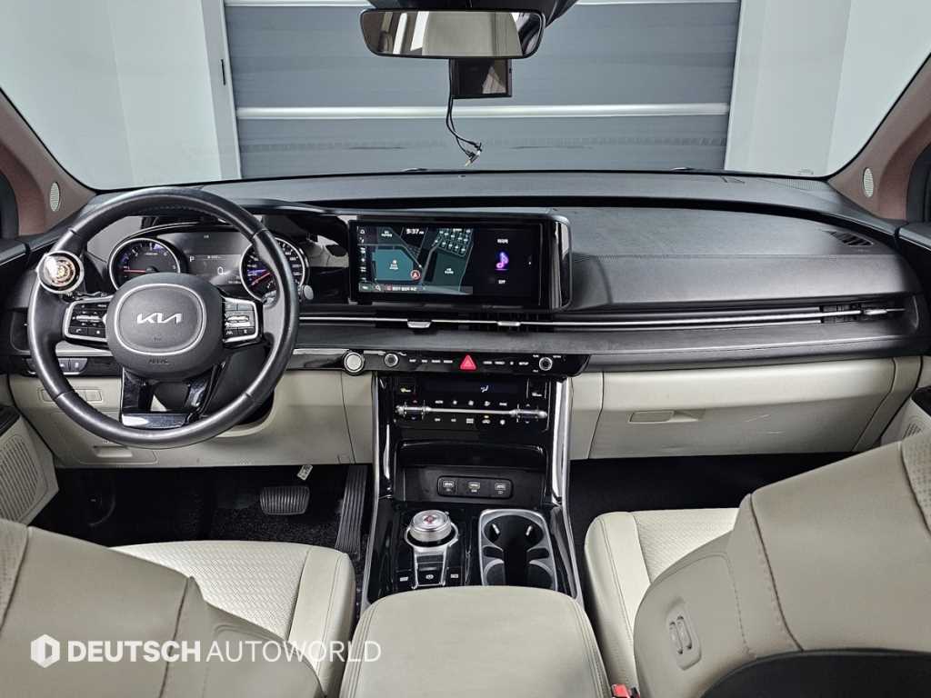 KIA Carnival - Vista 7
