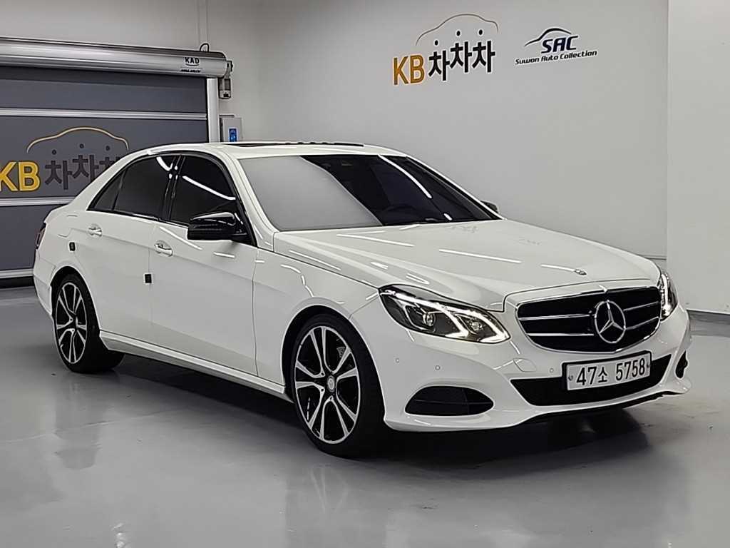 Mercedes Benz E class - Vista 4