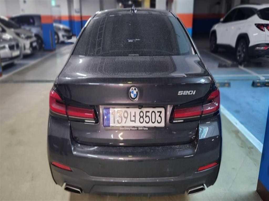 BMW 5 Series - Vista 2