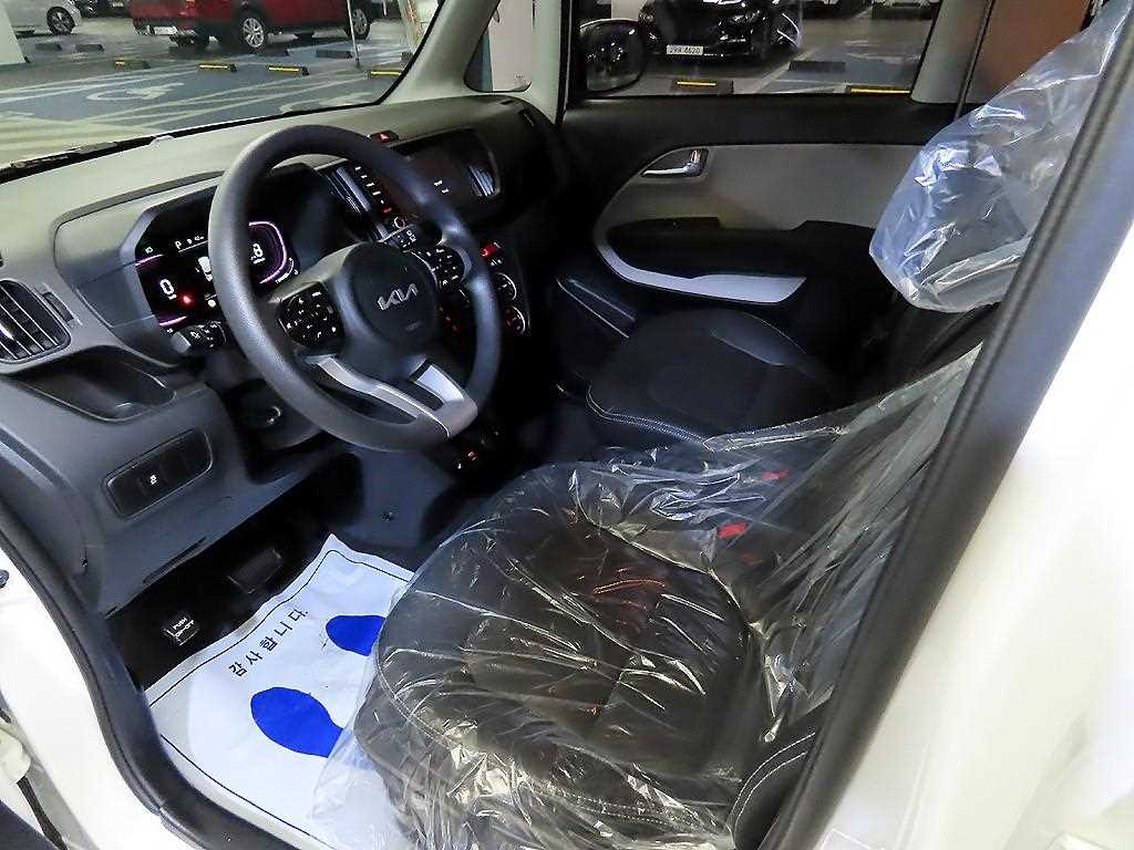 KIA Ray - Vista 10