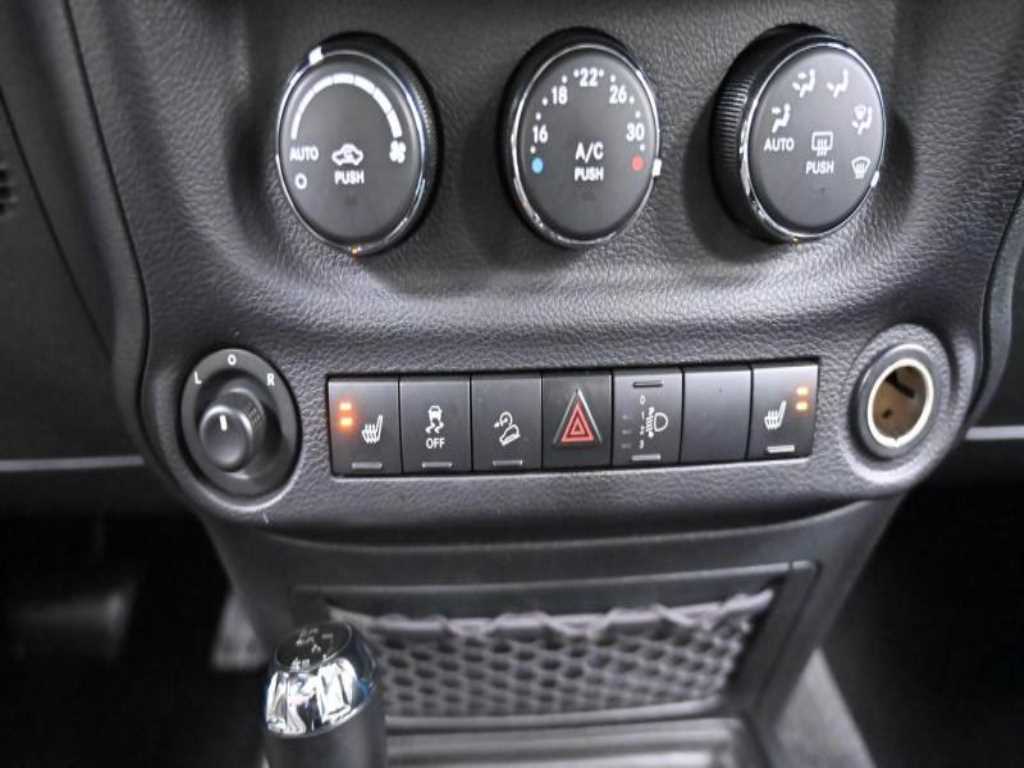 Jeep Wrangler 2017 skyblue - Importación desde Corea - HF Imports Iquique - Foto 17