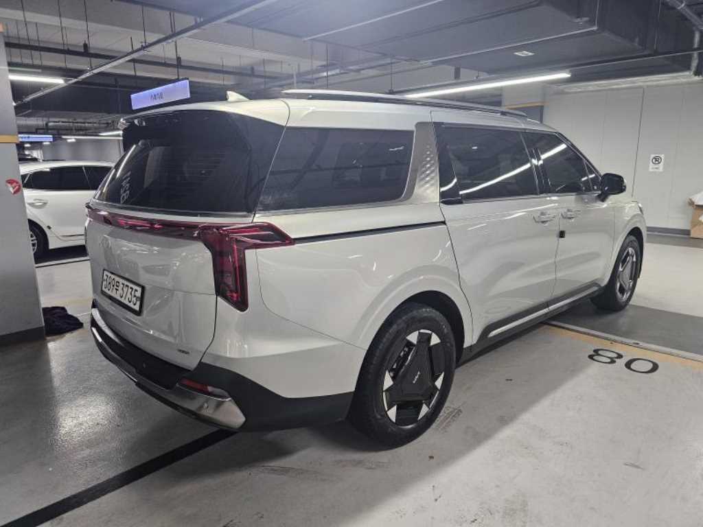 KIA Carnival - Vista 3