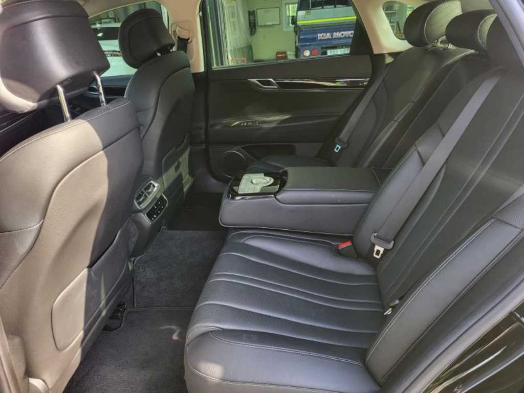 Genesis G80 - Vista 8