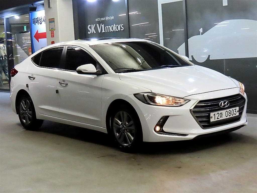 HYUNDAI Avante 2016 Blanco - Importación desde Corea - HF Imports Iquique - Foto 1