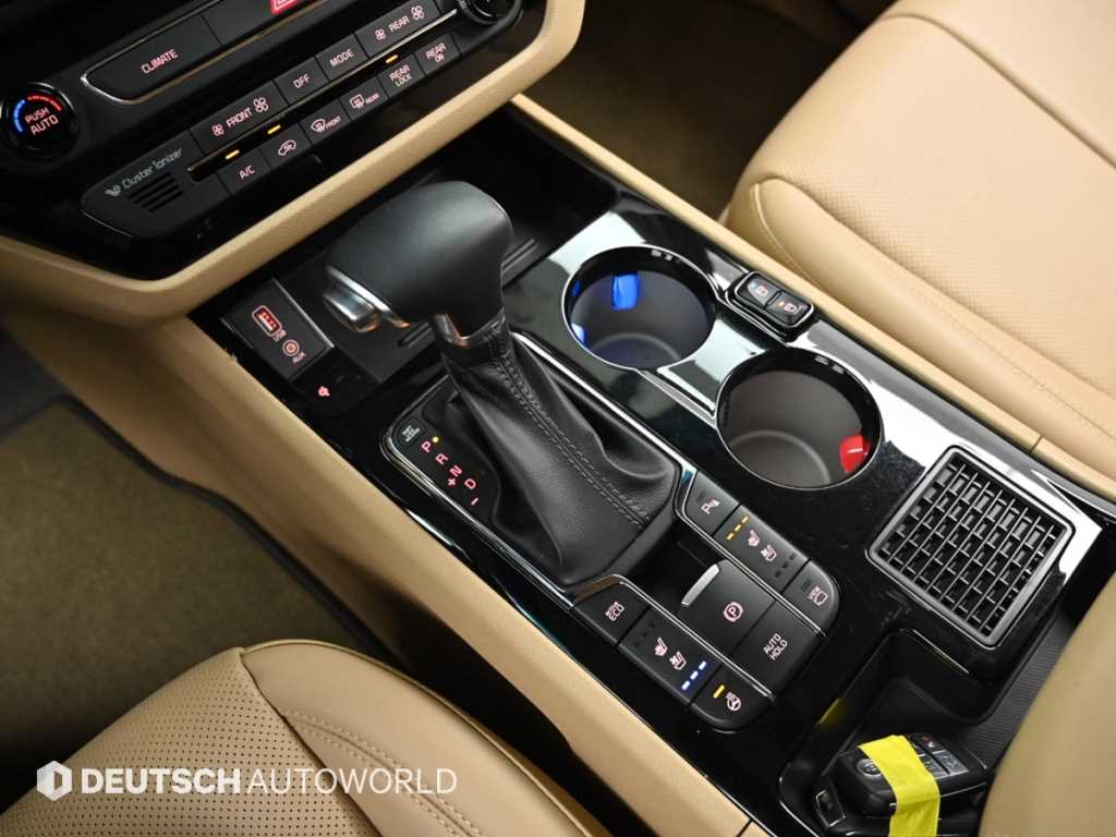 KIA Carnival - Vista 9