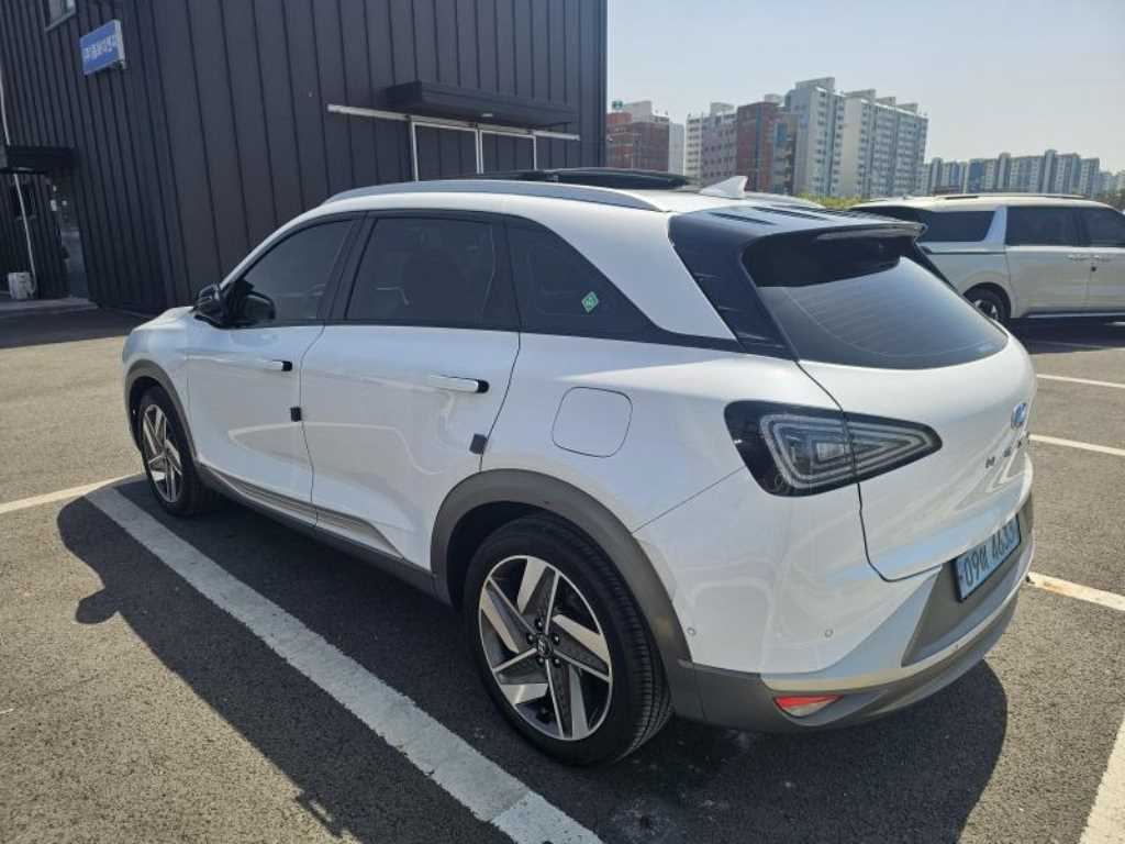 HYUNDAI Nexo - Vista 4