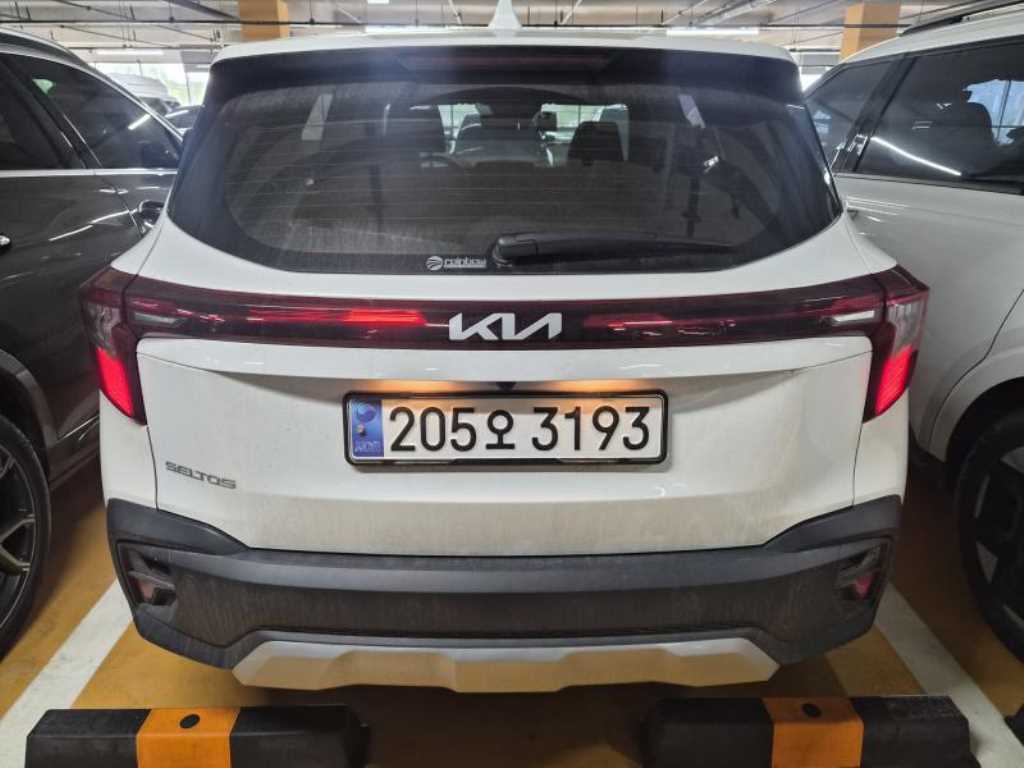 KIA Seltos - Vista 4
