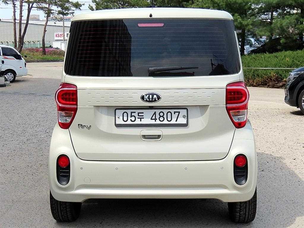 KIA Ray - Vista 4